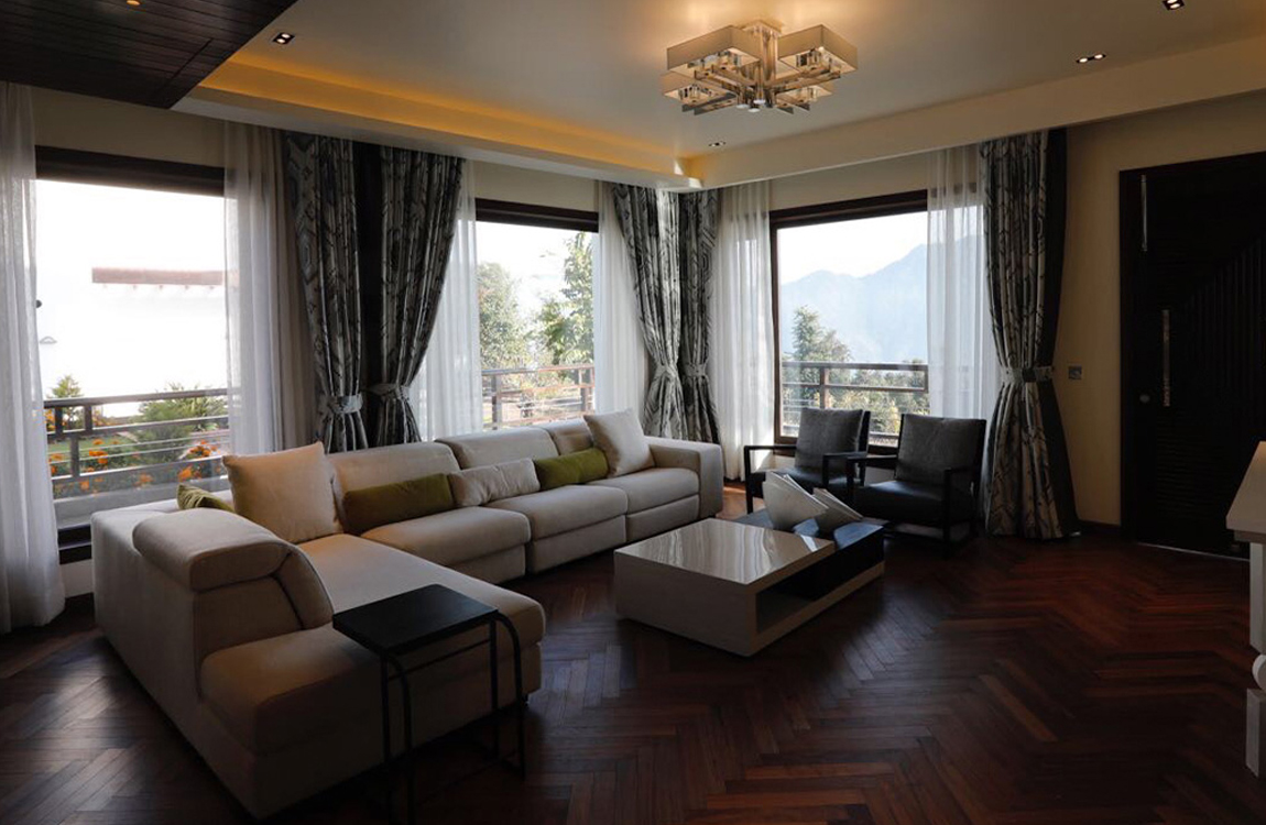 Amayaah Spa Resorts Voilet